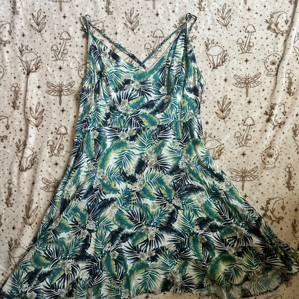 Forever 21 Green and Blue Leaf Print Mini Dress
